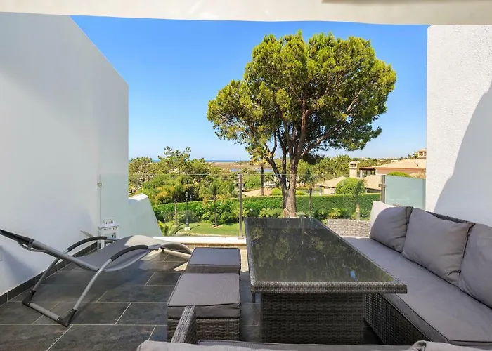 アパート Victory Village T1 & Mezzanine *