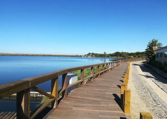 アパート Victory Village T1 & Mezzanine